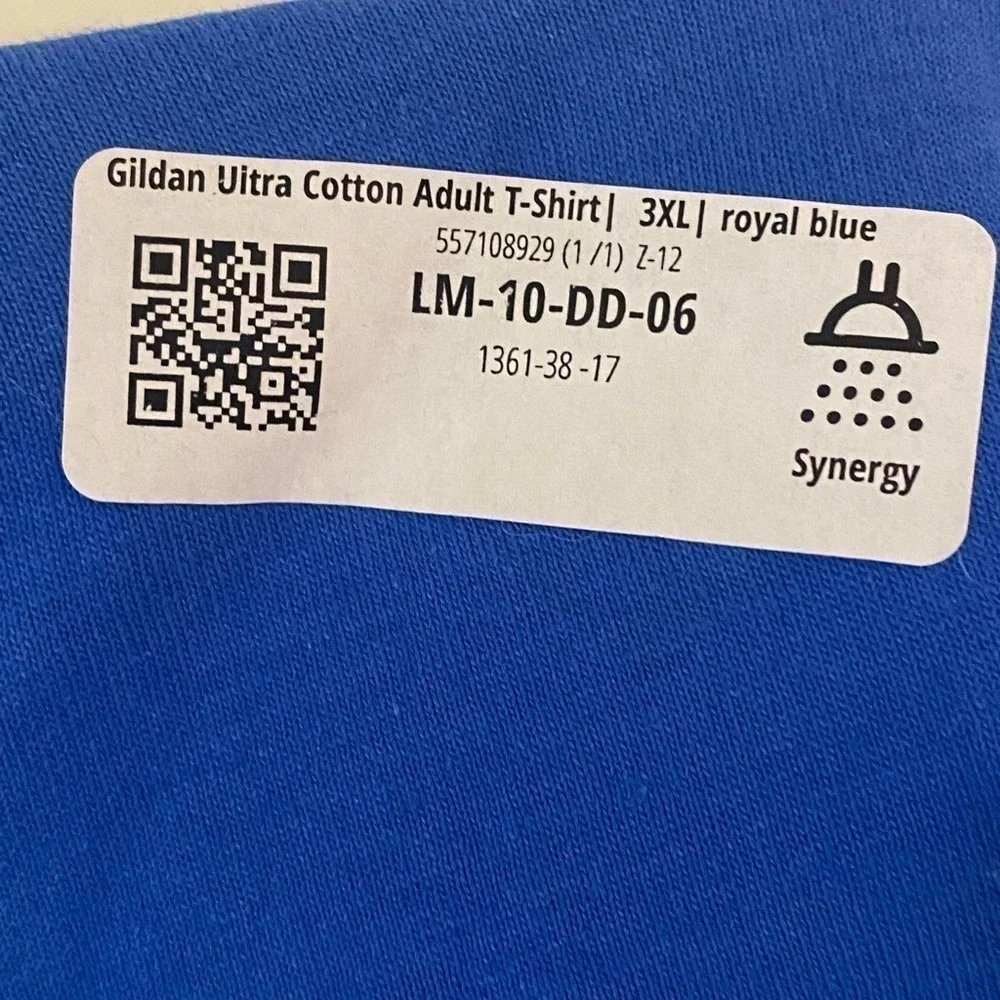 Men’s two extra large blue and black graphic tee